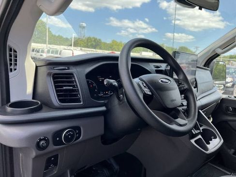 Used 2024 Ford Transit 350 XL RWD image 10