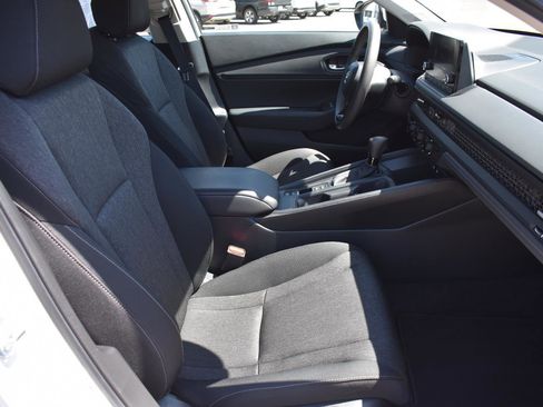 Used 2024 Honda Accord EX image 15