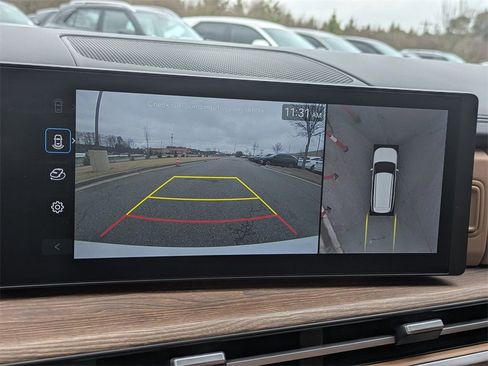 Used 2025 Hyundai Santa Fe Limited image 20