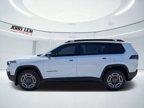 New 2026 Jeep Cherokee Limited image 6