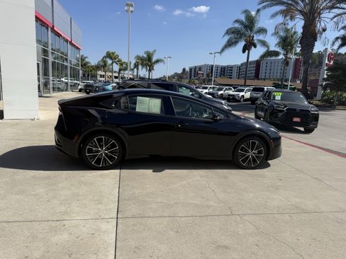 Certified 2026 Toyota Prius XLE image 28