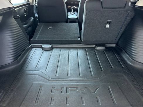 Certified 2024 Honda HR-V LX image 16