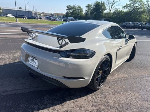 Used 2018 Porsche 718 Cayman S RWD image 8
