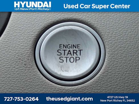 Certified 2022 Hyundai Tucson SEL w/ Cargo Package AWD/4WD image 41