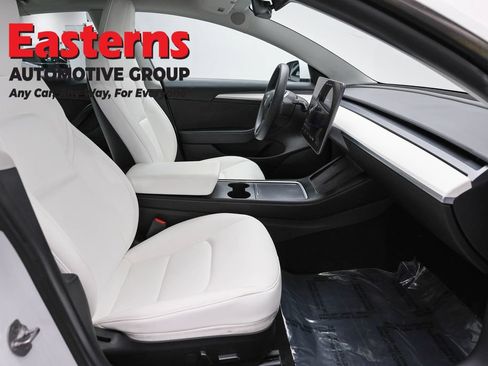 Used 2021 Tesla Model 3 Standard Range Plus RWD image 18