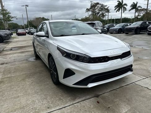 Used 2024 Kia Forte LXS image 19