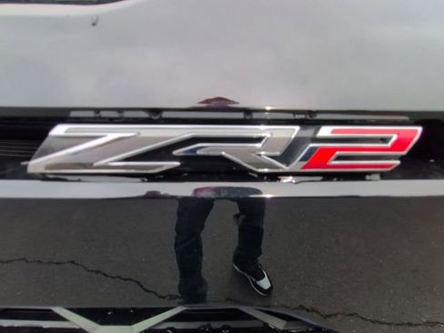 Certified 2025 Chevrolet Colorado ZR2 w/ Technology Package AWD/4WD image 32