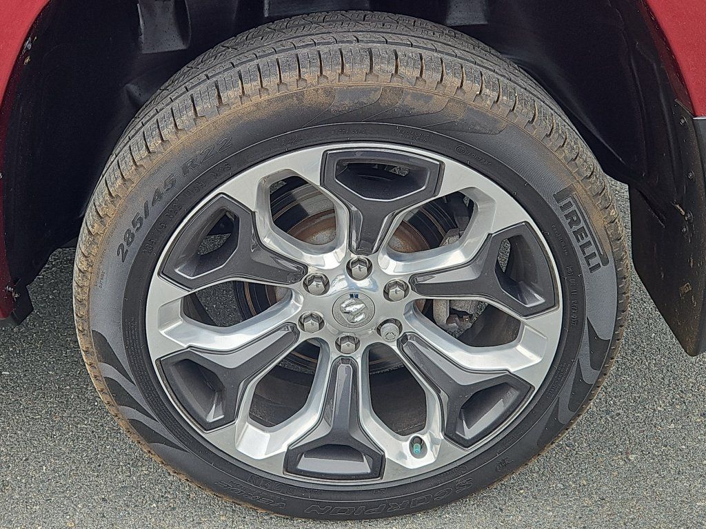 Used 2022 RAM 1500 Limited w/ Body-Colour Bumper Group AWD/4WD image 8