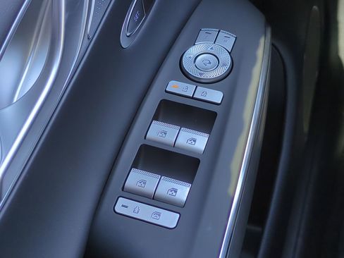 New 2026 Genesis GV70 2.5T Sport Prestige AWD/4WD image 13