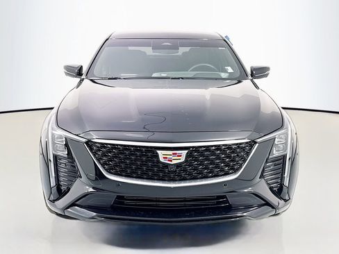 Used 2025 Cadillac CT5 Premium Luxury image 2