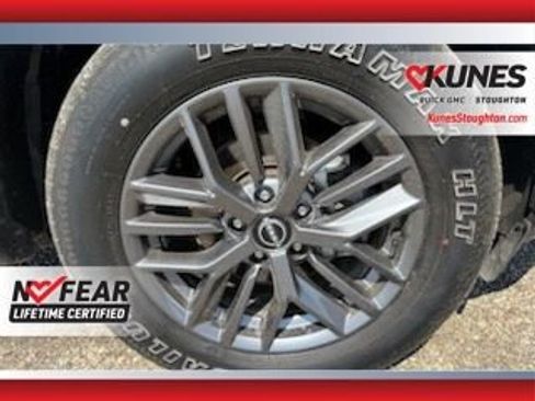 Used 2023 Nissan Rogue S AWD/4WD image 12