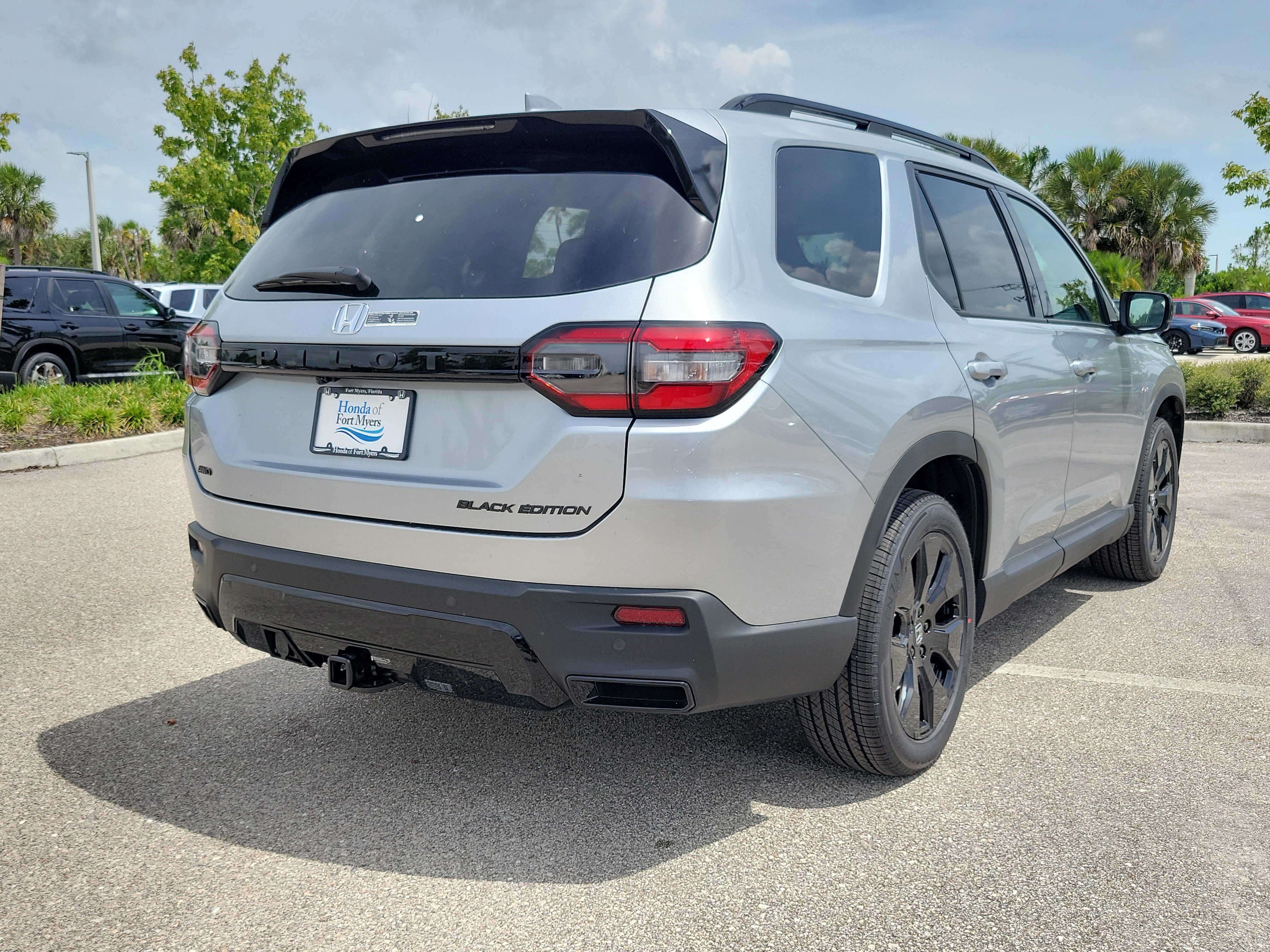 New 2026 Honda Pilot Black Edition image 6