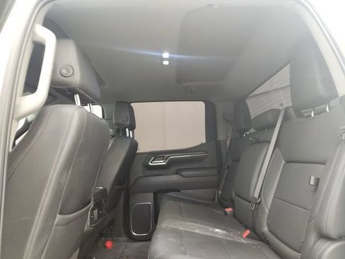 Used 2025 GMC Sierra 1500 SLT w/ SLT Premium Package AWD/4WD image 10