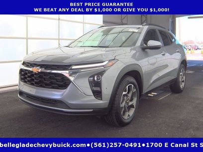 Used 2025 Chevrolet Trax LT w/ Driver Confidence Package