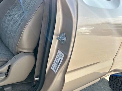 Used 1999 Toyota Tacoma 4x4 Xtracab V6 image 62