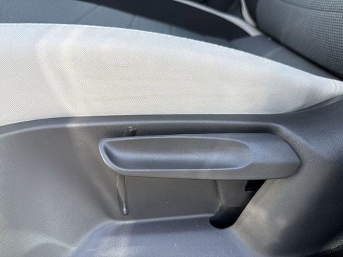 New 2025 Volkswagen Taos S image 14