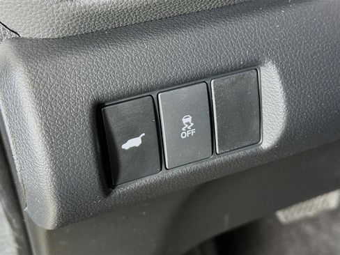 Certified 2025 Honda Pilot EX-L image 9