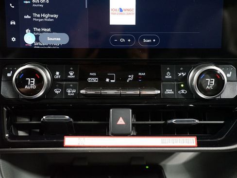 New 2026 Toyota Highlander XLE AWD/4WD image 21
