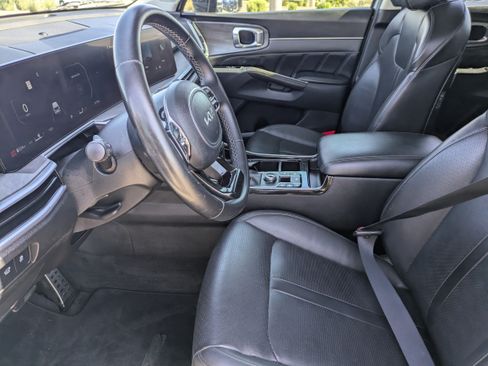 Certified 2024 Kia Sorento SX AWD/4WD image 26