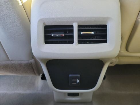 Used 2023 GMC Terrain Denali image 11