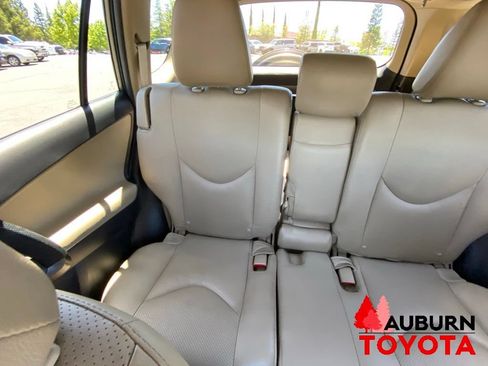 Used 2011 Toyota RAV4 Limited w/ Limited Extra Value Pkg AWD/4WD image 22
