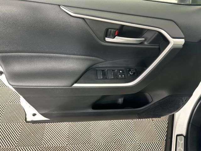 Used 2023 Toyota RAV4 XLE w/ Convenience Package AWD/4WD image 6