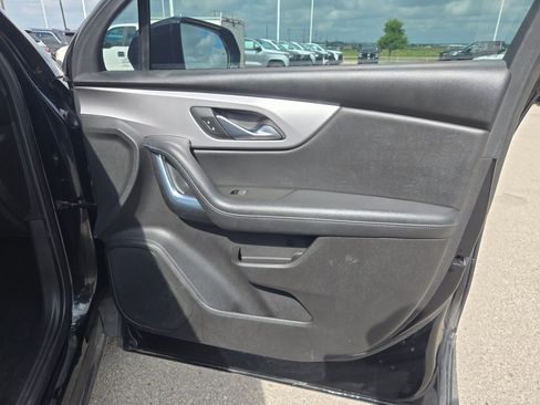 Used 2022 Chevrolet Blazer LT FWD image 27