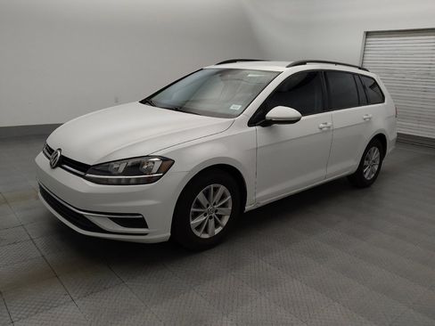 Used 2019 Volkswagen Golf S FWD image 2