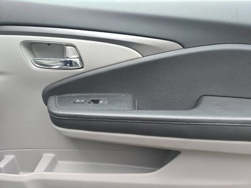 Used 2016 Honda Pilot EX-L image 27