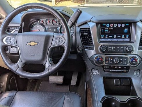Used 2017 Chevrolet Suburban LT AWD/4WD image 31