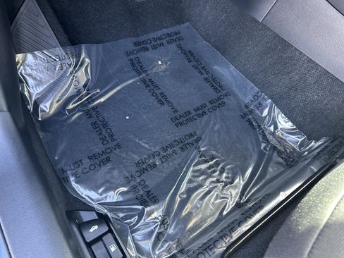 Certified 2025 Toyota Corolla LE image 17