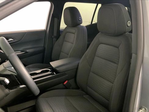 Used 2025 Chevrolet Equinox LT image 22
