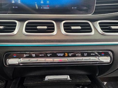 Used 2020 Mercedes-Benz GLS 450 4MATIC image 26