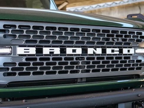 New 2025 Ford Bronco Badlands w/ Sasquatch Package image 5