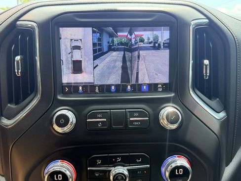 Used 2020 GMC Sierra 3500 AT4 w/ AT4 Premium Package AWD/4WD image 30