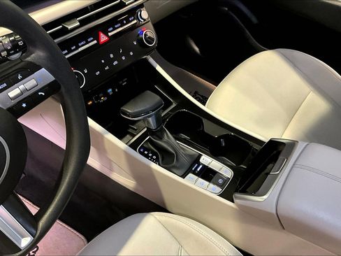 Used 2025 Hyundai Tucson SEL image 18