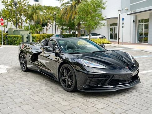 Used 2020 Chevrolet Corvette Stingray Premium Conv w/ 3LT Preferred Equipment Group RWD image 38