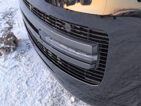 New 2026 Land Rover Range Rover Long Wheelbase Autobiography image 10