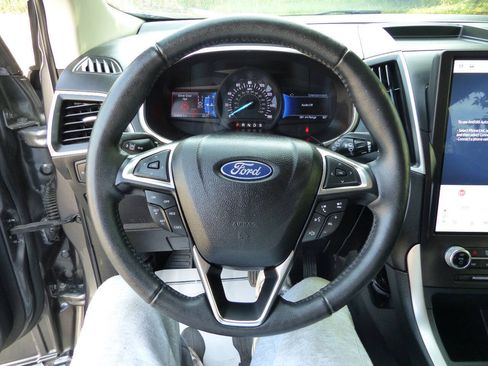 Used 2021 Ford Edge SEL w/ Convenience Package AWD/4WD image 25