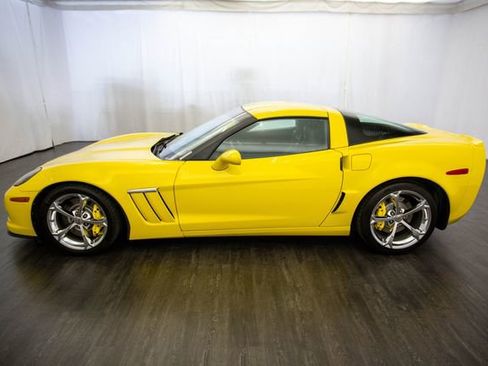 Used 2012 Chevrolet Corvette Grand Sport w/ 3LT Preferred Equipment Group image 7