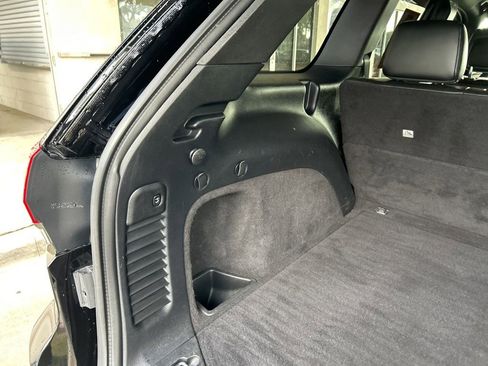 Used 2019 Jeep Grand Cherokee Altitude image 37