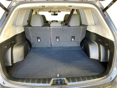 Used 2024 Subaru Forester Premium image 26