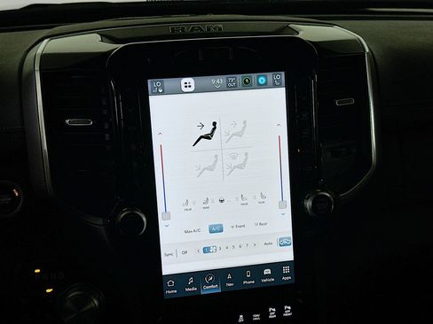 Used 2022 RAM 2500 Laramie w/ Night Edition image 24