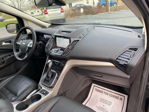 Used 2016 Ford C-MAX Energi SEL w/ Equipment Group 302A image 31