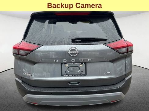 Used 2023 Nissan Rogue S image 9