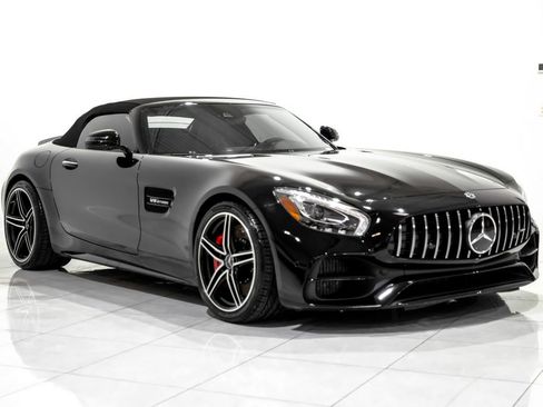 Used 2018 Mercedes-Benz AMG GT C w/ AMG Interior Night Package image 3