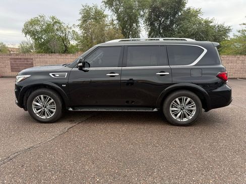 Used 2018 INFINITI QX80 4WD w/ Driver Assistance Package image 5