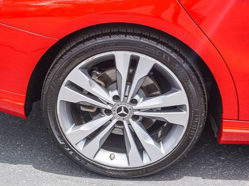 Used 2019 Mercedes-Benz CLA 250 4MATIC image 8