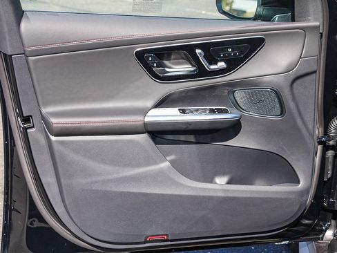 New 2026 Mercedes-Benz GLC 43 AMG 4MATIC Coupe image 19