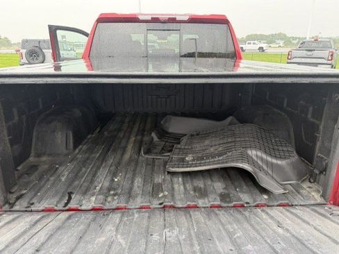 Used 2025 Chevrolet Silverado 1500 High Country AWD/4WD image 35